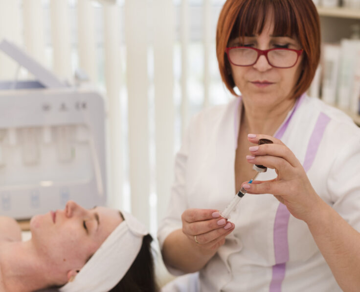 girl-receiving-facial-treatment-beauty-salon